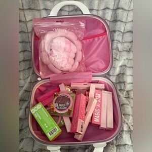 Kuromi cosmetic luggage case plus 24 pieces makeup bundle